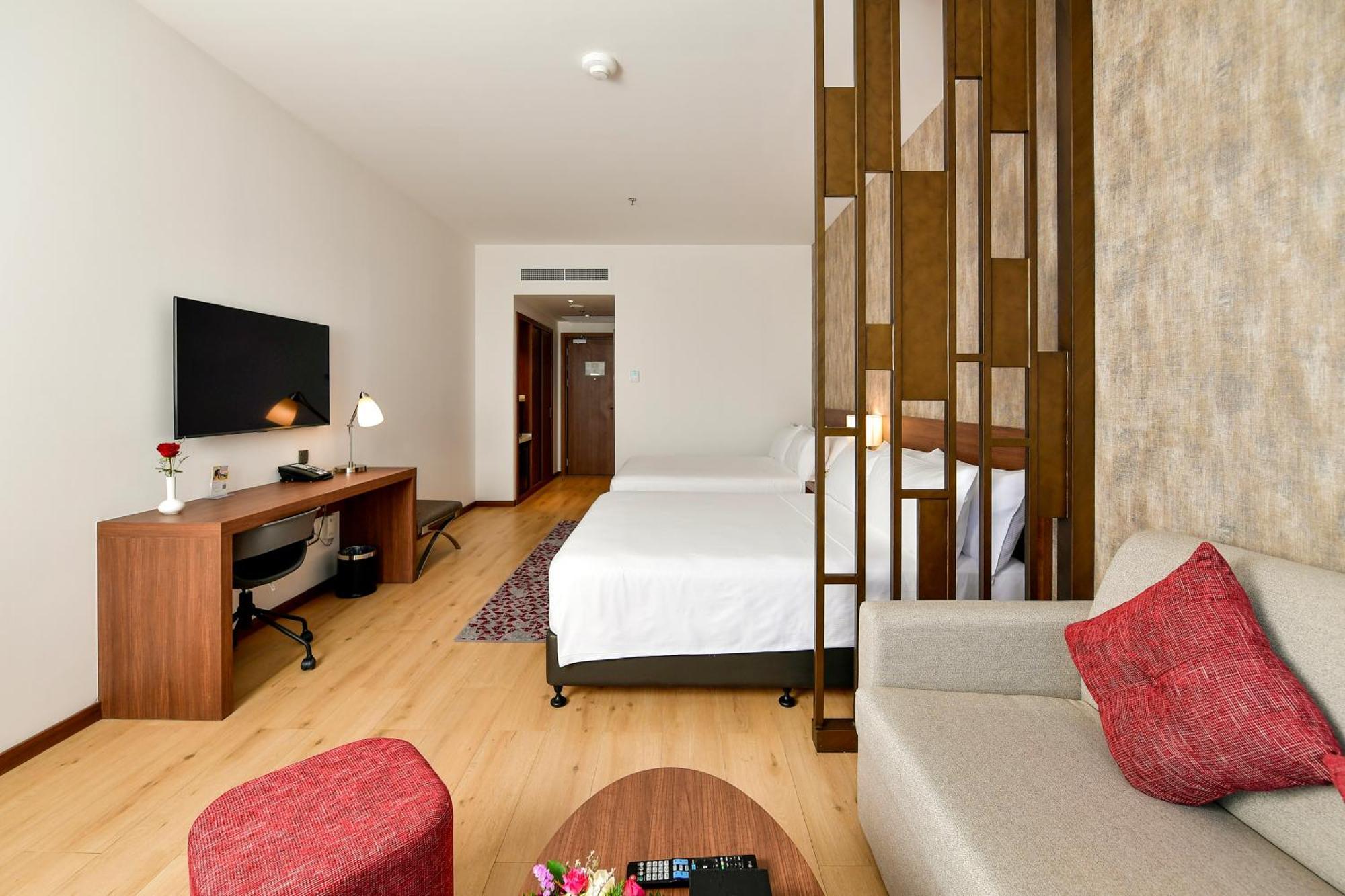Comfort Hotel Riyadh Olaya Riade Exterior foto