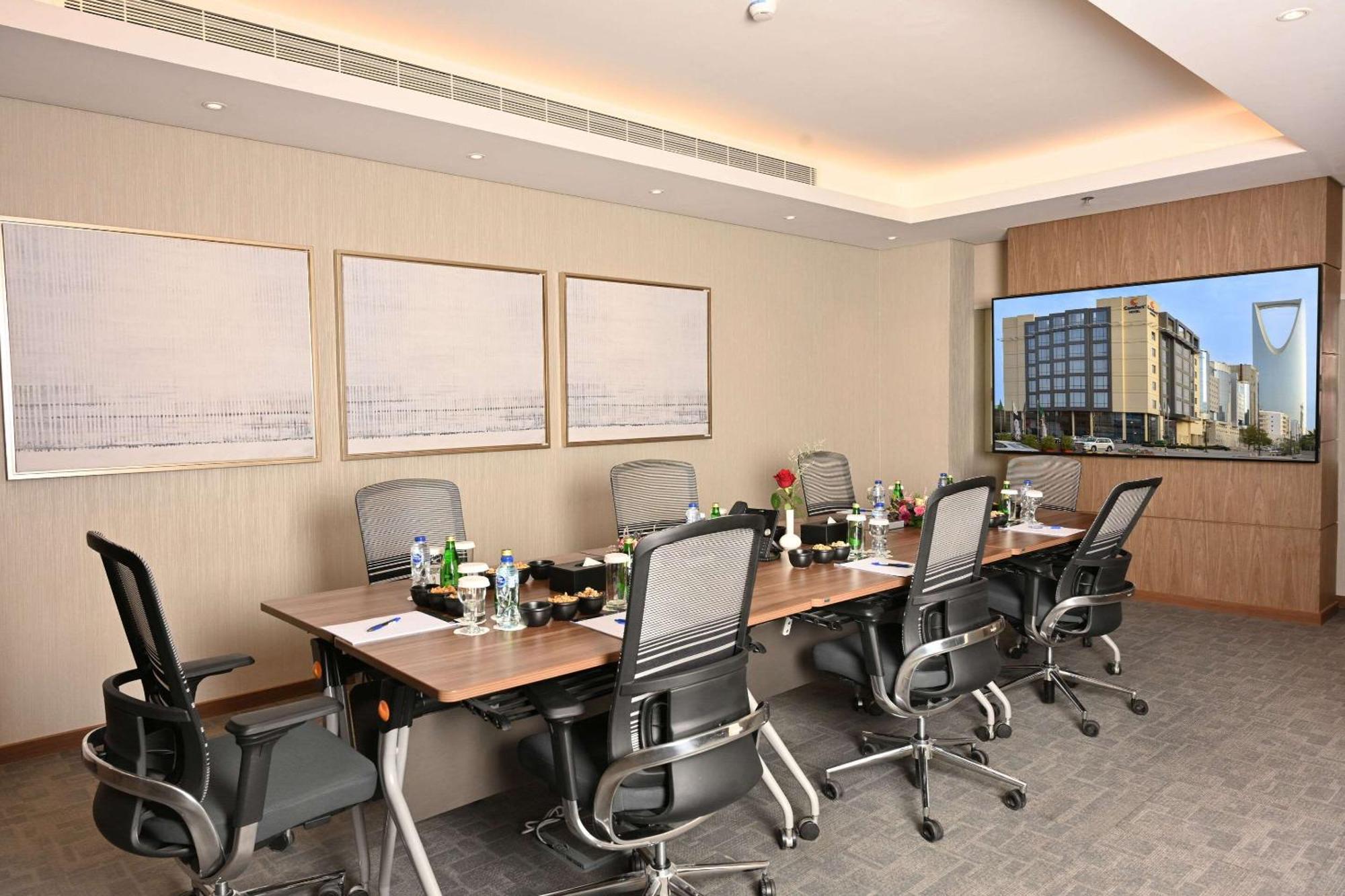 Comfort Hotel Riyadh Olaya Riade Exterior foto