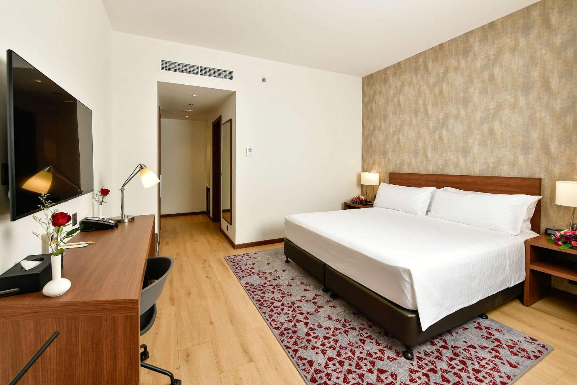Comfort Hotel Riyadh Olaya Riade Exterior foto
