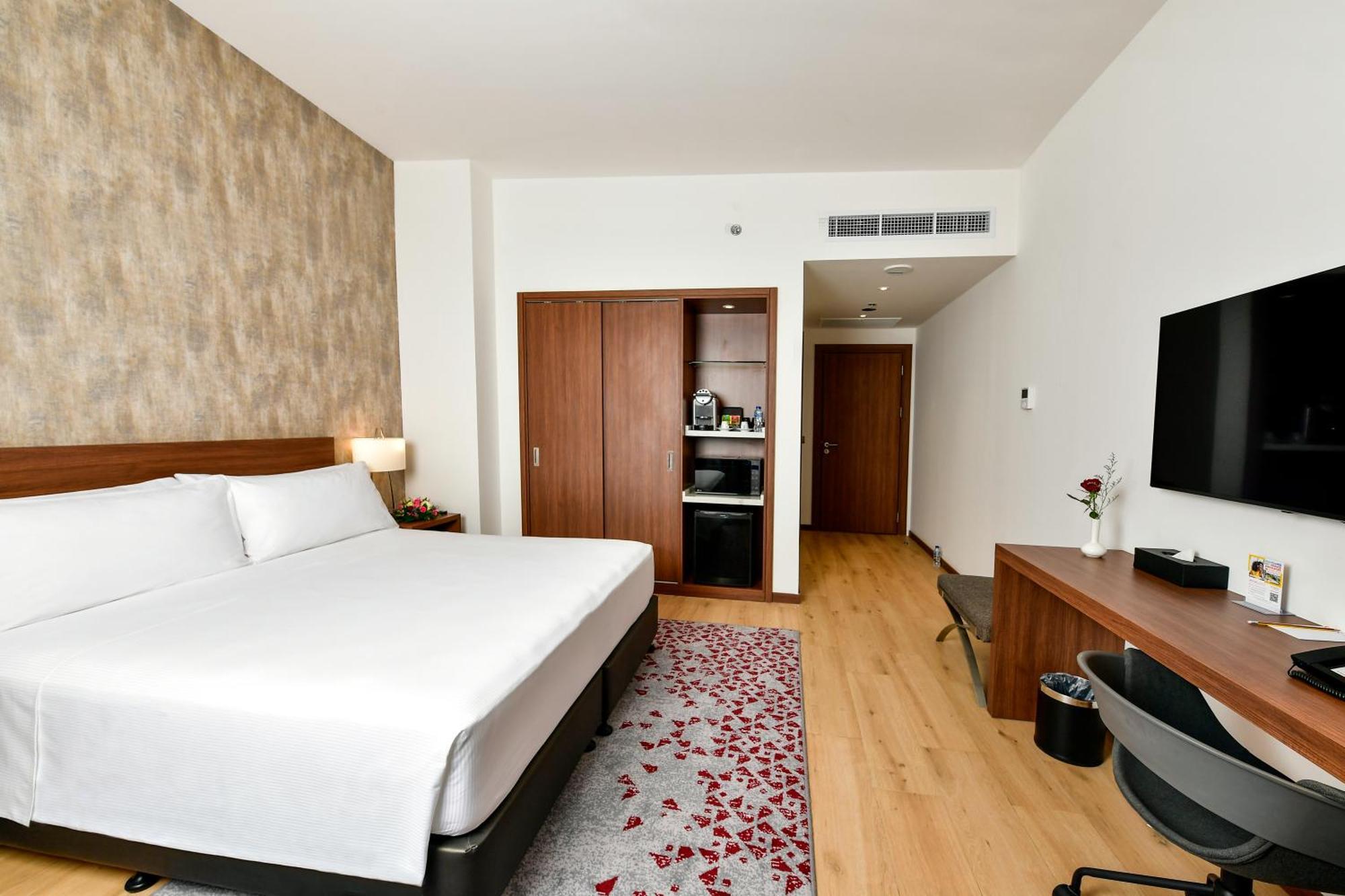 Comfort Hotel Riyadh Olaya Riade Exterior foto